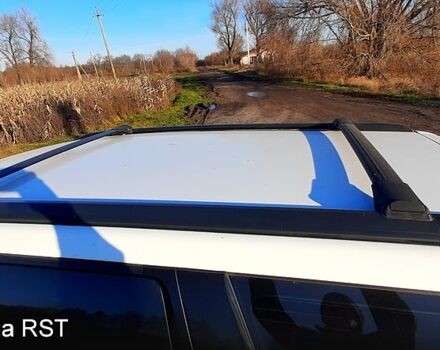 Белый Субару Форестер, объемом двигателя 2 л и пробегом 214 тыс. км за 5250 $, фото 4 на Automoto.ua