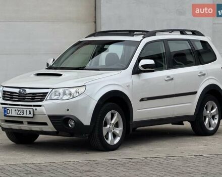 Белый Субару Форестер, объемом двигателя 2 л и пробегом 232 тыс. км за 7200 $, фото 11 на Automoto.ua