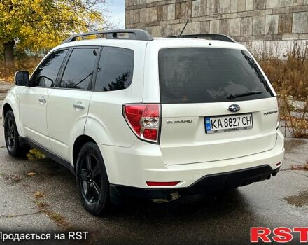 Білий Субару Forester, об'ємом двигуна 2 л та пробігом 250 тис. км за 7500 $, фото 1 на Automoto.ua