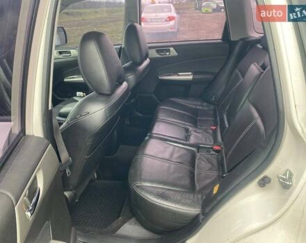 Белый Субару Форестер, объемом двигателя 2.5 л и пробегом 265 тыс. км за 8900 $, фото 15 на Automoto.ua