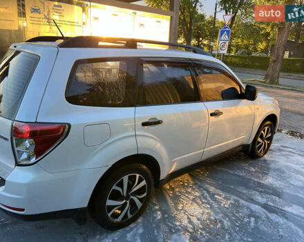 Белый Субару Форестер, объемом двигателя 1.99 л и пробегом 250 тыс. км за 7200 $, фото 1 на Automoto.ua