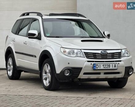Белый Субару Форестер, объемом двигателя 2 л и пробегом 232 тыс. км за 7200 $, фото 12 на Automoto.ua