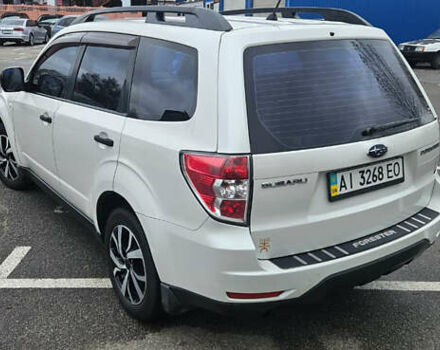 Білий Субару Forester, об'ємом двигуна 1.99 л та пробігом 261 тис. км за 6999 $, фото 7 на Automoto.ua