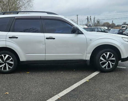 Білий Субару Forester, об'ємом двигуна 1.99 л та пробігом 261 тис. км за 6999 $, фото 5 на Automoto.ua