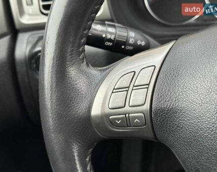 Белый Субару Форестер, объемом двигателя 2 л и пробегом 232 тыс. км за 7200 $, фото 54 на Automoto.ua