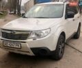 Белый Субару Форестер, объемом двигателя 2 л и пробегом 250 тыс. км за 8300 $, фото 1 на Automoto.ua