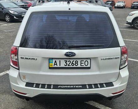 Білий Субару Forester, об'ємом двигуна 1.99 л та пробігом 261 тис. км за 6999 $, фото 13 на Automoto.ua