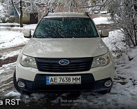 Білий Субару Forester, об'ємом двигуна 2 л та пробігом 250 тис. км за 8000 $, фото 2 на Automoto.ua