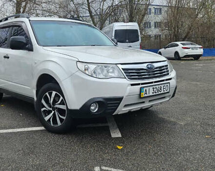 Білий Субару Forester, об'ємом двигуна 1.99 л та пробігом 261 тис. км за 6999 $, фото 4 на Automoto.ua