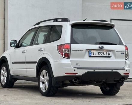 Белый Субару Форестер, объемом двигателя 2 л и пробегом 232 тыс. км за 7200 $, фото 20 на Automoto.ua