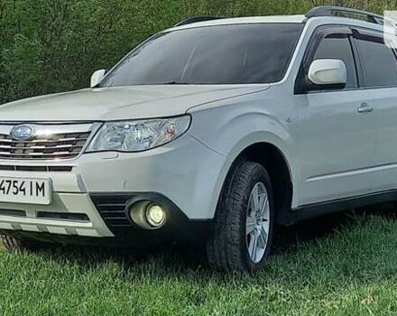 Білий Субару Forester, об'ємом двигуна 1.99 л та пробігом 181 тис. км за 10500 $, фото 5 на Automoto.ua