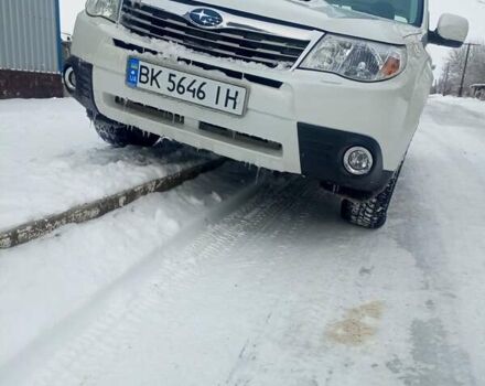 Білий Субару Forester, об'ємом двигуна 2 л та пробігом 290 тис. км за 9900 $, фото 3 на Automoto.ua