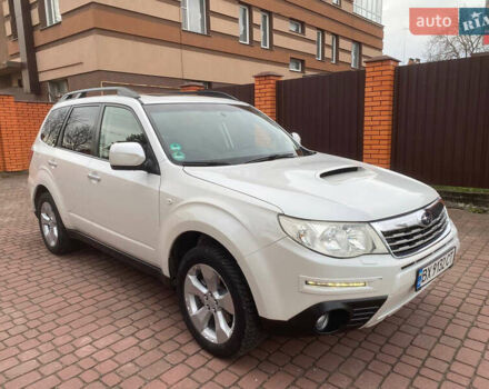 Білий Субару Forester, об'ємом двигуна 2 л та пробігом 250 тис. км за 7500 $, фото 5 на Automoto.ua