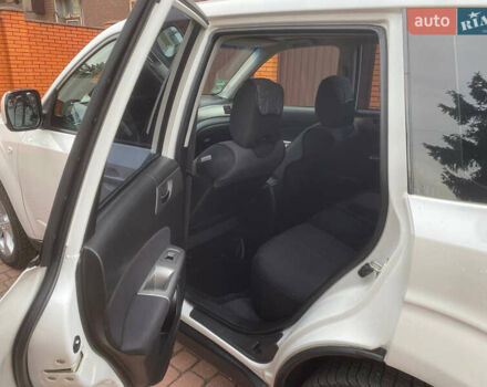 Білий Субару Forester, об'ємом двигуна 2 л та пробігом 250 тис. км за 7500 $, фото 23 на Automoto.ua