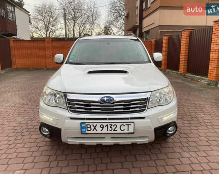 Білий Субару Forester, об'ємом двигуна 2 л та пробігом 250 тис. км за 7500 $, фото 2 на Automoto.ua