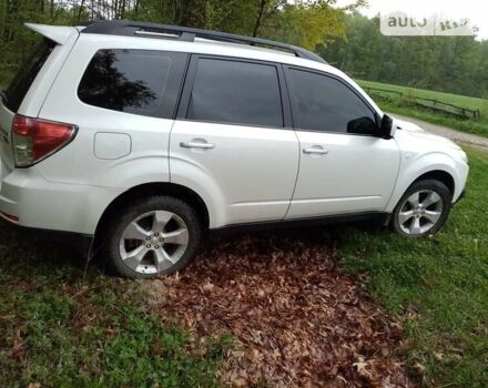 Білий Субару Forester, об'ємом двигуна 2 л та пробігом 235 тис. км за 8300 $, фото 6 на Automoto.ua