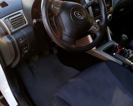 Білий Субару Forester, об'ємом двигуна 2 л та пробігом 170 тис. км за 9800 $, фото 8 на Automoto.ua