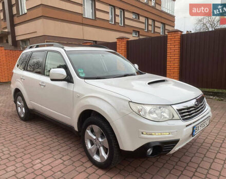 Білий Субару Forester, об'ємом двигуна 2 л та пробігом 250 тис. км за 7500 $, фото 7 на Automoto.ua