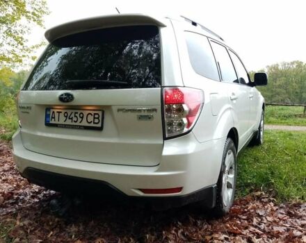 Білий Субару Forester, об'ємом двигуна 2 л та пробігом 235 тис. км за 8300 $, фото 2 на Automoto.ua