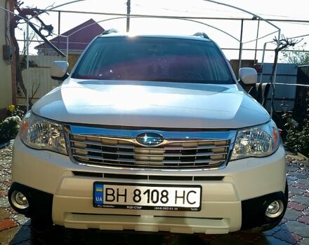 Білий Субару Forester, об'ємом двигуна 2 л та пробігом 170 тис. км за 9800 $, фото 2 на Automoto.ua