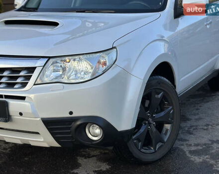 Білий Субару Forester, об'ємом двигуна 2 л та пробігом 203 тис. км за 10150 $, фото 3 на Automoto.ua