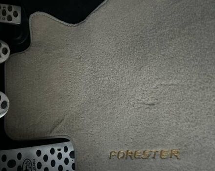 Белый Субару Форестер, объемом двигателя 2 л и пробегом 257 тыс. км за 8900 $, фото 8 на Automoto.ua