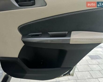 Белый Субару Форестер, объемом двигателя 2 л и пробегом 257 тыс. км за 8900 $, фото 21 на Automoto.ua