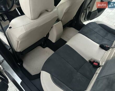 Белый Субару Форестер, объемом двигателя 2 л и пробегом 257 тыс. км за 8900 $, фото 12 на Automoto.ua