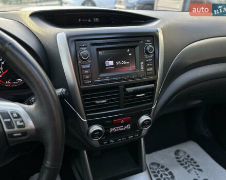 Білий Субару Forester, об'ємом двигуна 2 л та пробігом 203 тис. км за 10150 $, фото 34 на Automoto.ua