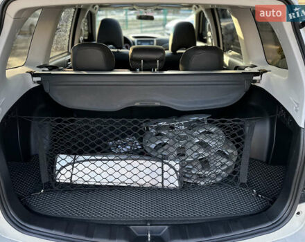 Білий Субару Forester, об'ємом двигуна 2 л та пробігом 203 тис. км за 10150 $, фото 15 на Automoto.ua