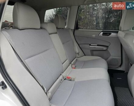 Білий Субару Forester, об'ємом двигуна 2.5 л та пробігом 232 тис. км за 9499 $, фото 51 на Automoto.ua