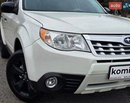Білий Субару Forester, об'ємом двигуна 2.5 л та пробігом 232 тис. км за 9499 $, фото 12 на Automoto.ua