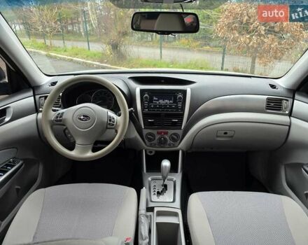 Білий Субару Forester, об'ємом двигуна 2.5 л та пробігом 232 тис. км за 9499 $, фото 1 на Automoto.ua