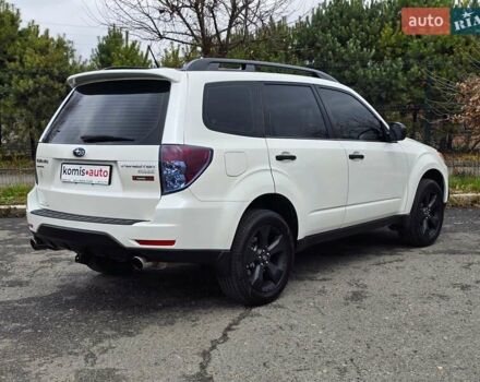 Білий Субару Forester, об'ємом двигуна 2.5 л та пробігом 232 тис. км за 9499 $, фото 7 на Automoto.ua