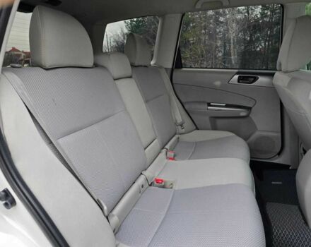 Білий Субару Forester, об'ємом двигуна 2.5 л та пробігом 232 тис. км за 9499 $, фото 23 на Automoto.ua