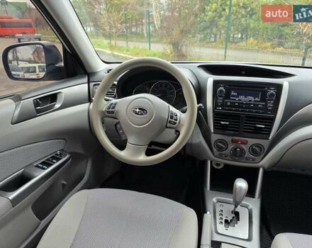 Білий Субару Forester, об'ємом двигуна 2.5 л та пробігом 232 тис. км за 9499 $, фото 23 на Automoto.ua