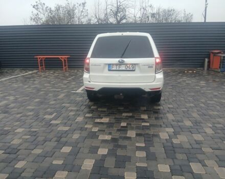 Белый Субару Форестер, объемом двигателя 2 л и пробегом 465 тыс. км за 3900 $, фото 5 на Automoto.ua