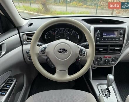 Білий Субару Forester, об'ємом двигуна 2.5 л та пробігом 232 тис. км за 9499 $, фото 28 на Automoto.ua