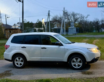Білий Субару Forester, об'ємом двигуна 0 л та пробігом 350 тис. км за 4000 $, фото 3 на Automoto.ua
