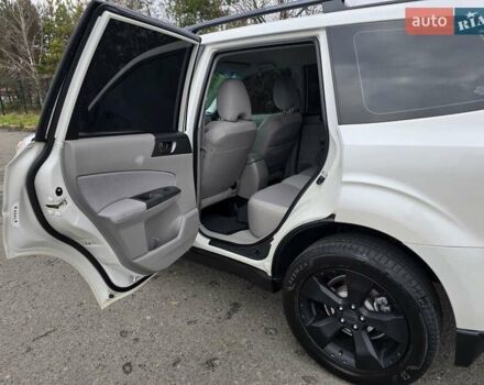 Білий Субару Forester, об'ємом двигуна 2.5 л та пробігом 232 тис. км за 9499 $, фото 36 на Automoto.ua