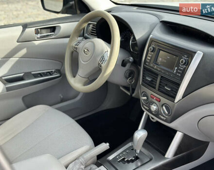 Білий Субару Forester, об'ємом двигуна 2.46 л та пробігом 194 тис. км за 9750 $, фото 30 на Automoto.ua