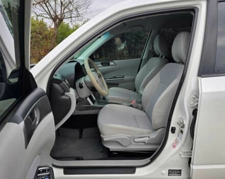 Білий Субару Forester, об'ємом двигуна 2.5 л та пробігом 232 тис. км за 9499 $, фото 3 на Automoto.ua