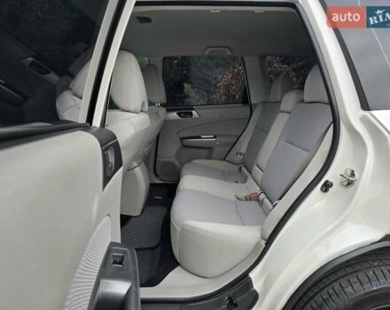 Білий Субару Forester, об'ємом двигуна 2.5 л та пробігом 232 тис. км за 9499 $, фото 39 на Automoto.ua