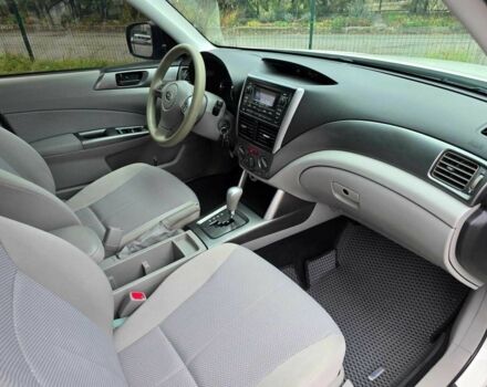 Білий Субару Forester, об'ємом двигуна 2.5 л та пробігом 232 тис. км за 9499 $, фото 18 на Automoto.ua