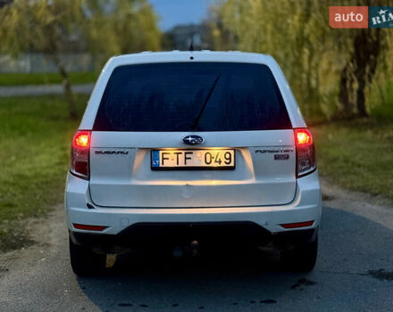 Білий Субару Forester, об'ємом двигуна 0 л та пробігом 350 тис. км за 4000 $, фото 5 на Automoto.ua