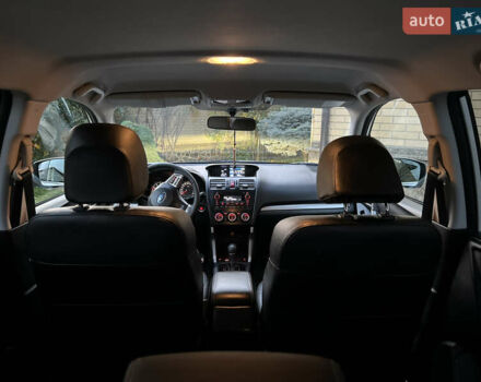 Белый Субару Форестер, объемом двигателя 2.5 л и пробегом 96 тыс. км за 20000 $, фото 3 на Automoto.ua