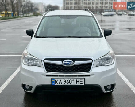 Белый Субару Форестер, объемом двигателя 2.46 л и пробегом 202 тыс. км за 12400 $, фото 1 на Automoto.ua