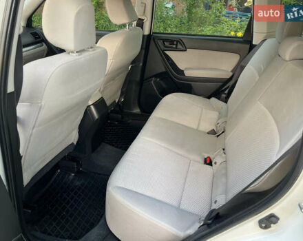 Білий Субару Forester, об'ємом двигуна 2.46 л та пробігом 180 тис. км за 10000 $, фото 17 на Automoto.ua