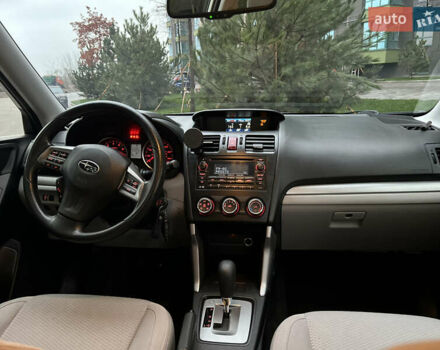 Белый Субару Форестер, объемом двигателя 2.5 л и пробегом 220 тыс. км за 10900 $, фото 13 на Automoto.ua