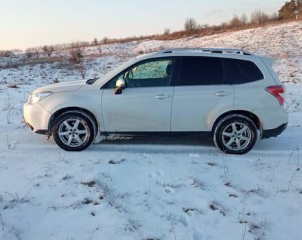 Белый Субару Форестер, объемом двигателя 2 л и пробегом 191 тыс. км за 14000 $, фото 3 на Automoto.ua